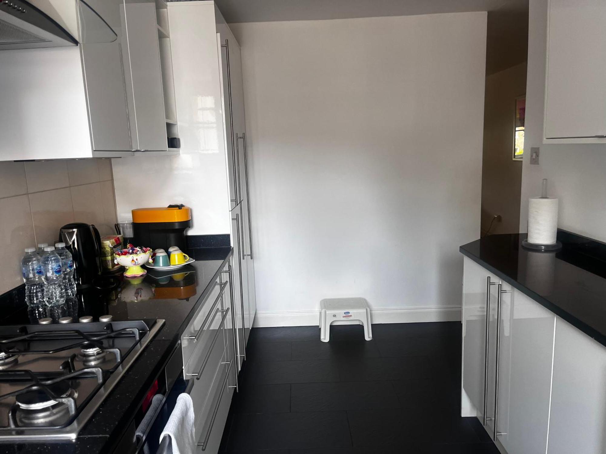 Hyde Park,3 Min Walk,Family Home! 2 Bedrooms & 2 Bathrooms Apartment! Fantastic Location London Eksteriør bilde